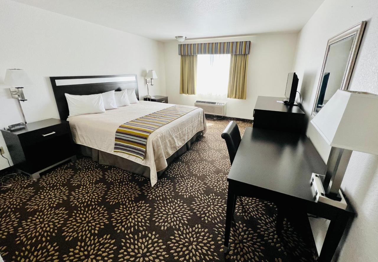 Court Plaza Inn & Suites Of Mackinaw Mackinaw City Zewnętrze zdjęcie