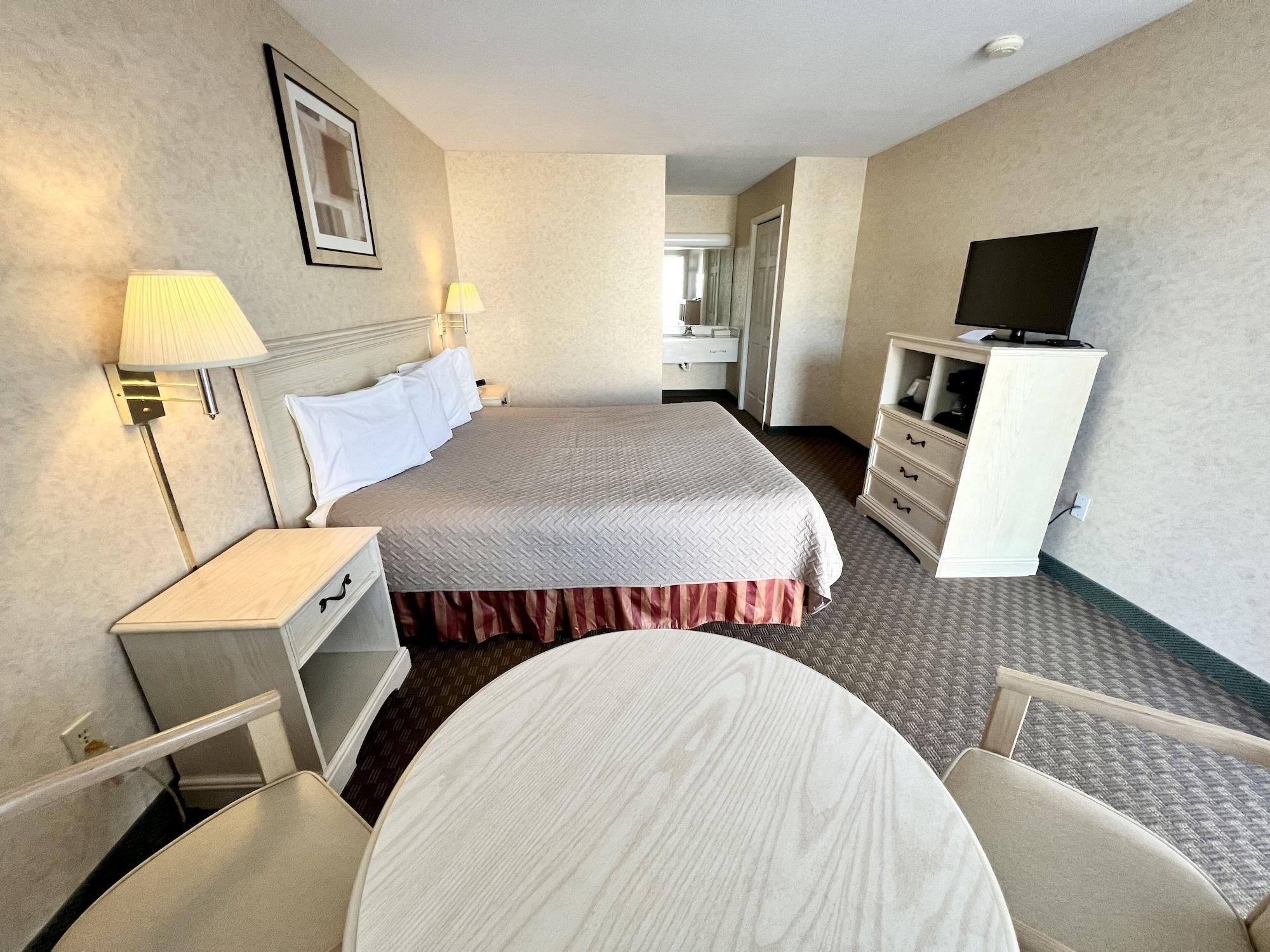 Court Plaza Inn & Suites Of Mackinaw Mackinaw City Zewnętrze zdjęcie